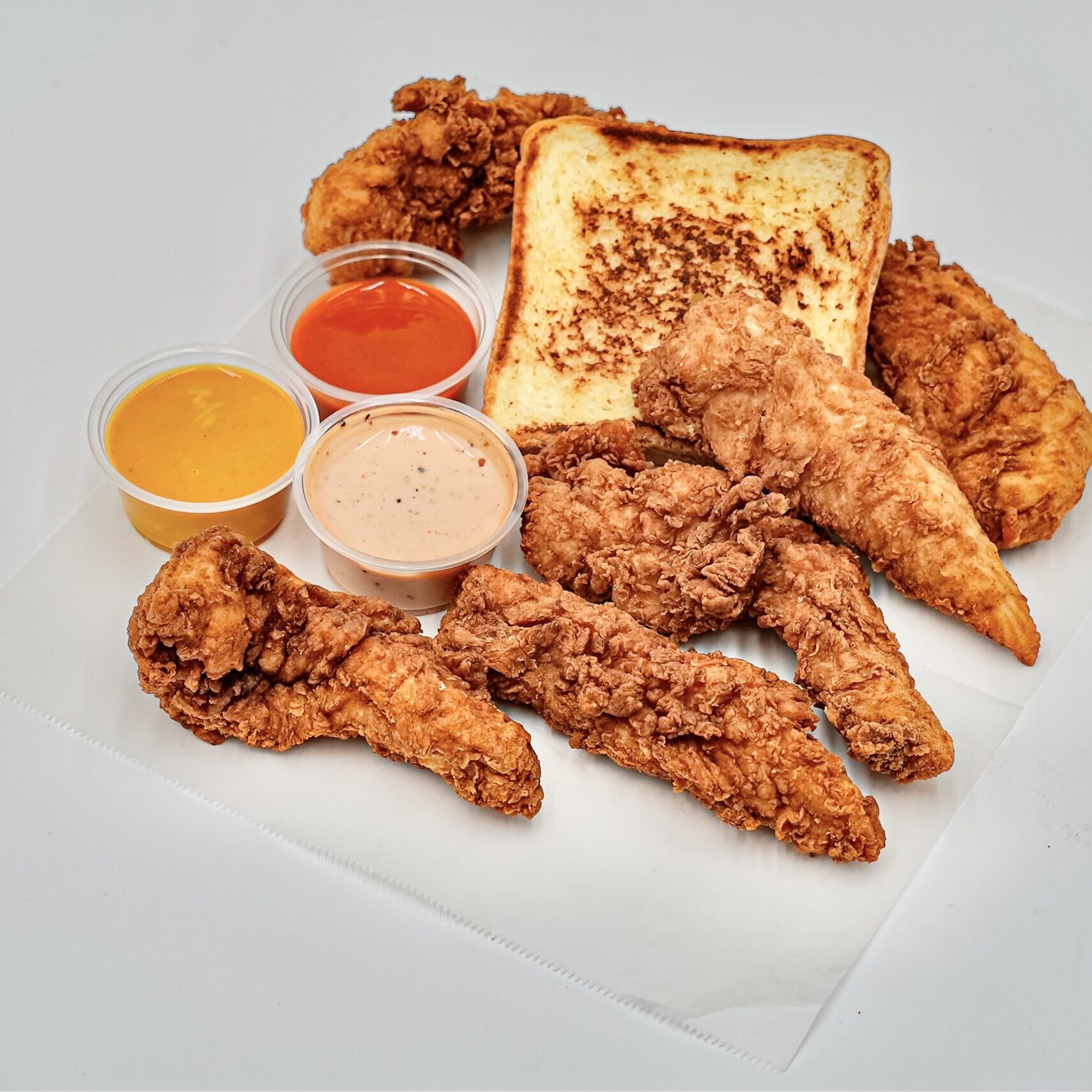 6 tender combo with Texas Toast and three sauces